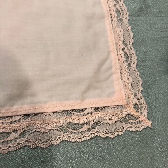 Vintage 1960s Handmade Ladies Lacy Handkerchief in Soft Peach w/Roses, Ribbon - Picture 6 of 9